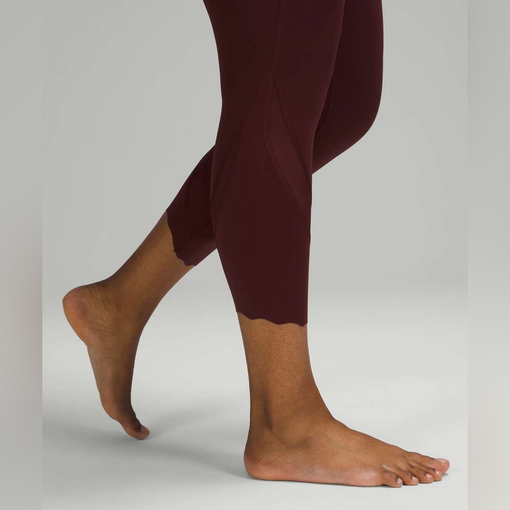 Lululemon Wunder Under Scallop Leggings Size 16 Red Merlot‎ 23” Crop - Picture 4 of 14